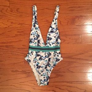Brand New Aerie One Piece Swim Deep V